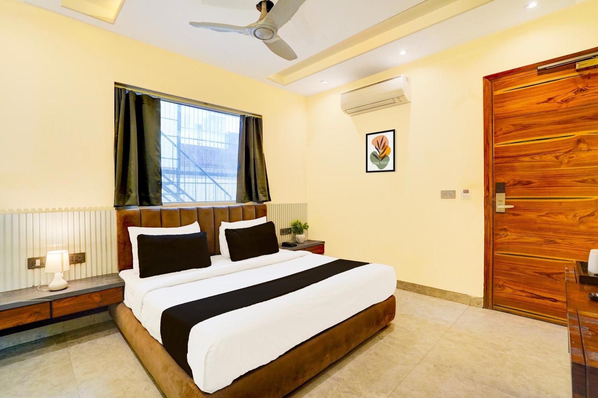 Hotel Marina Near Igi Airport Delhi New Delhi Exterior photo